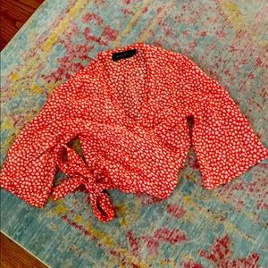 Mink Pink XS wrap top crop